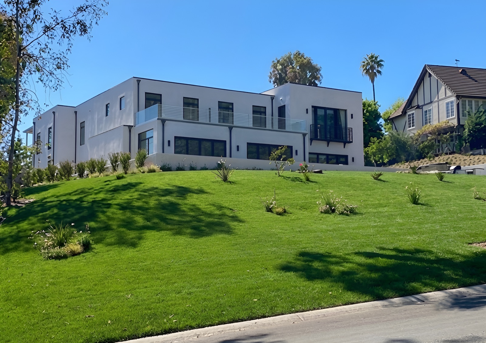 California Modern home built with NileBuilt